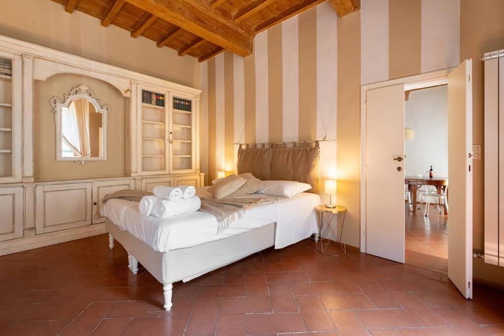 Apartment Keys Of Italy - Ghib 80 Tot - Ampia E Comoda Casa In Ghibellina Florence